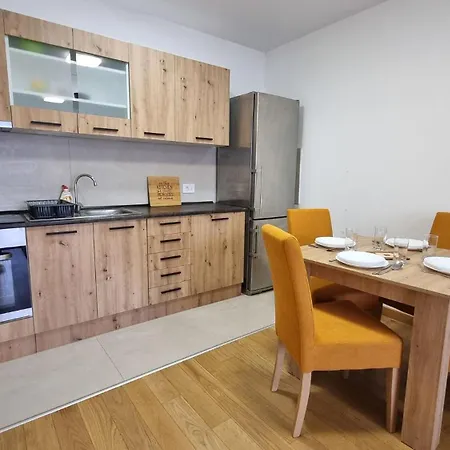 Dea Lux - Garage Parking -wifi