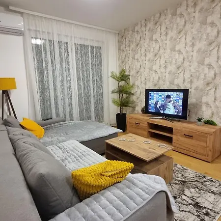 Dea Lux - Garage Parking -wifi Novi Sad