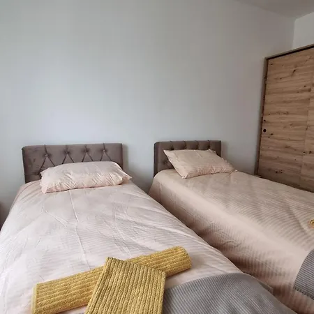 Dea Lux - Garage Parking -wifi