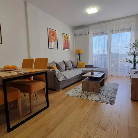 Apartment Dea Lux - Garage Parking -wifi